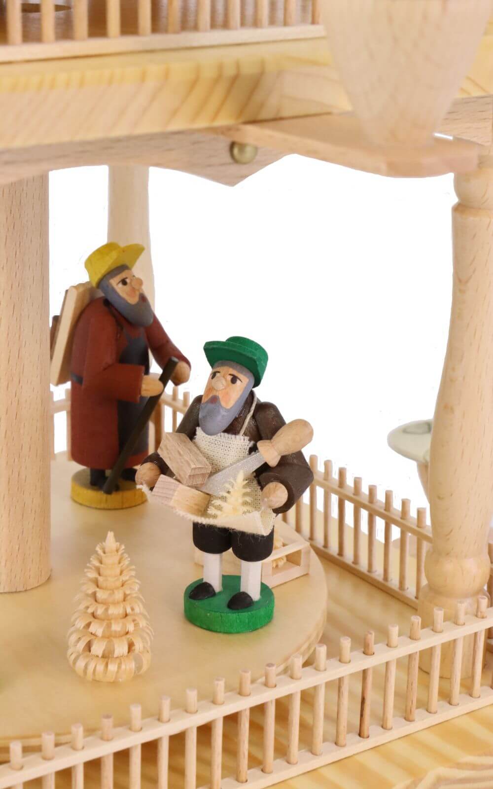 Weihnachtspyramide mit Erzgebirgsmotiven, 54 cm, 3 - stöckig von Richard Glässer_4