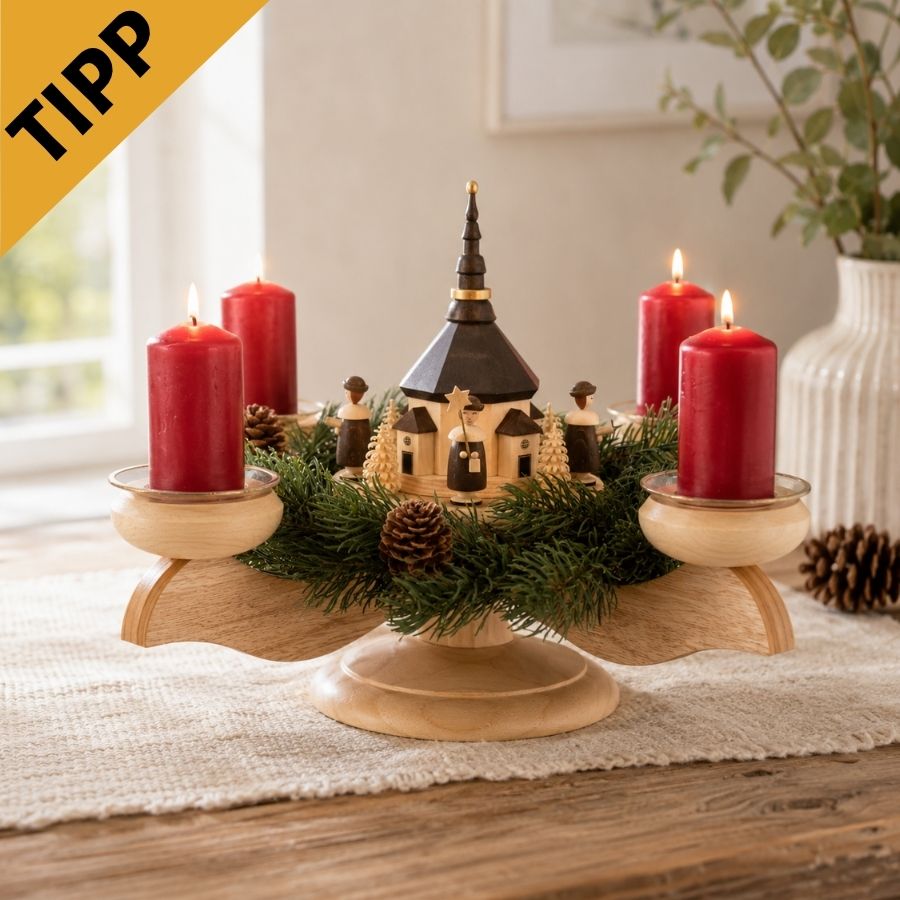 Adventskranz mit Seiffener Kirche und Tannenkranz, natur von Albin Preißler