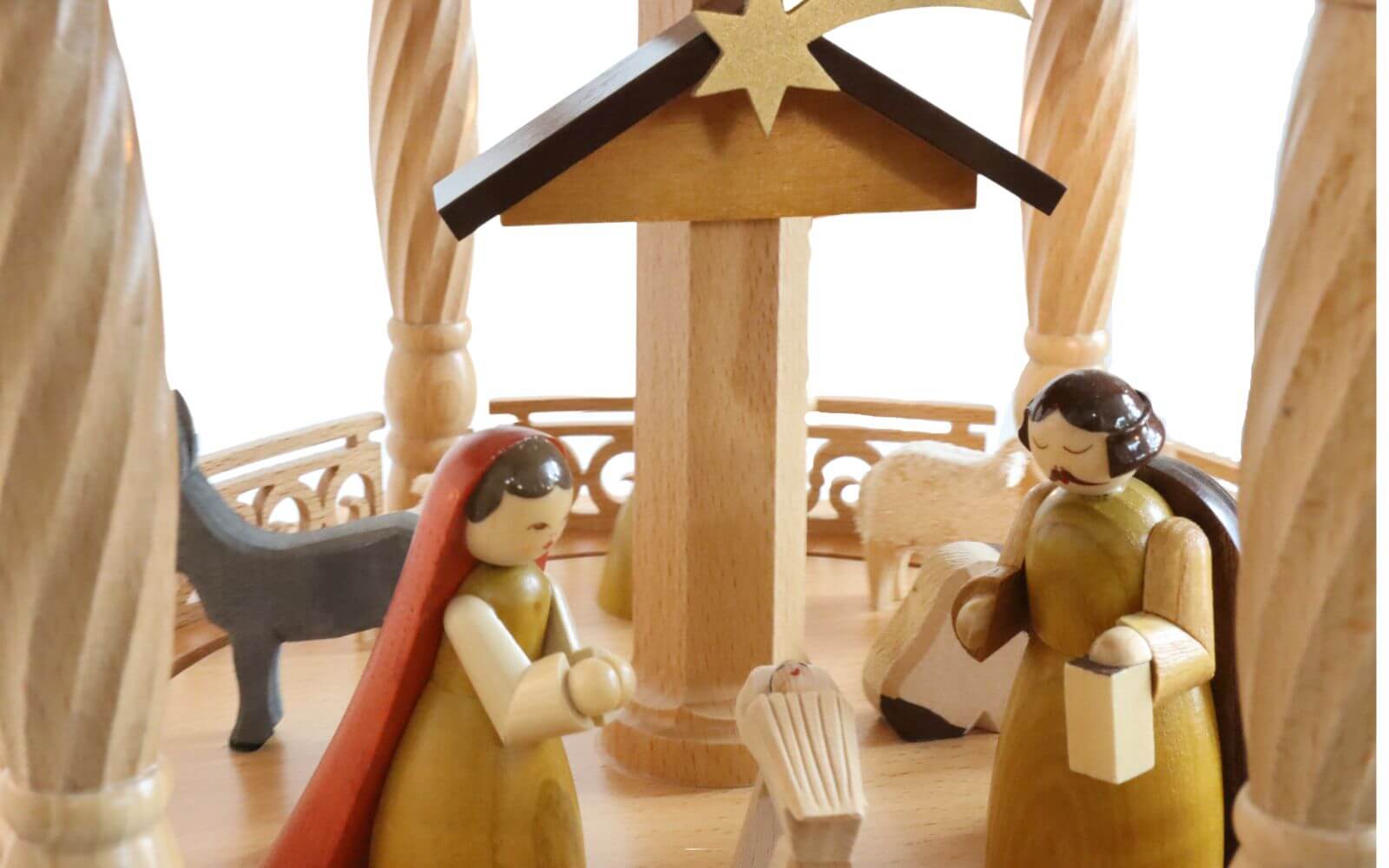 Weihnachtspyramide mit Heiliger Geschichte, 5 - stöckig, elektrisch von Richard Glässer_4