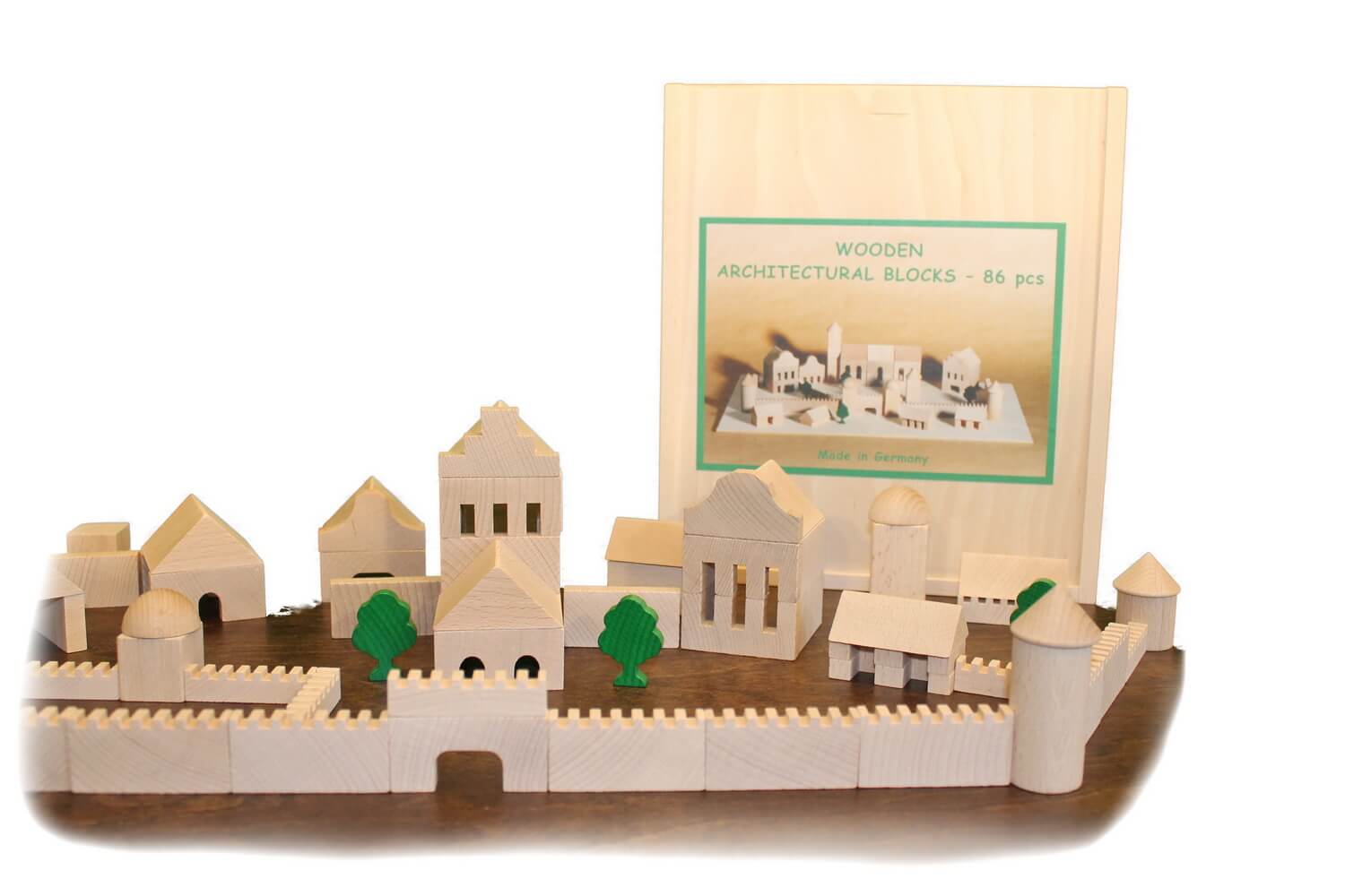 Bausteine und Bauklötze sind eines der ältesten Spielzeuge für Kinder.&nbsp;Der Baukasten Architektur bietet mit seinen 86 Holzbausteinen viele …