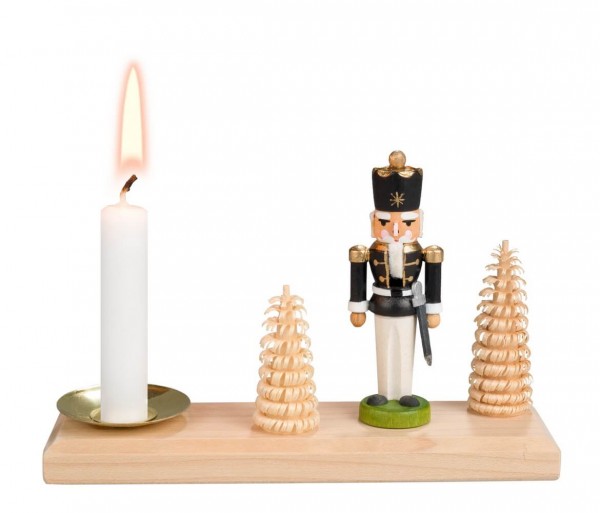 Weihnachtskerzenhalter Nussknacker König von SEIFFEN.COM