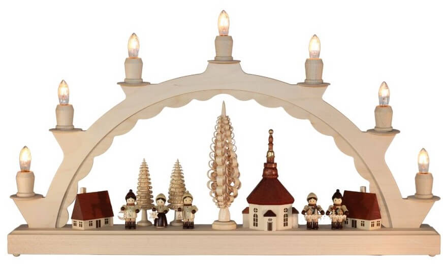 Candle arch Seiffen village with Romy Thiel children by SEIFFEN.COM