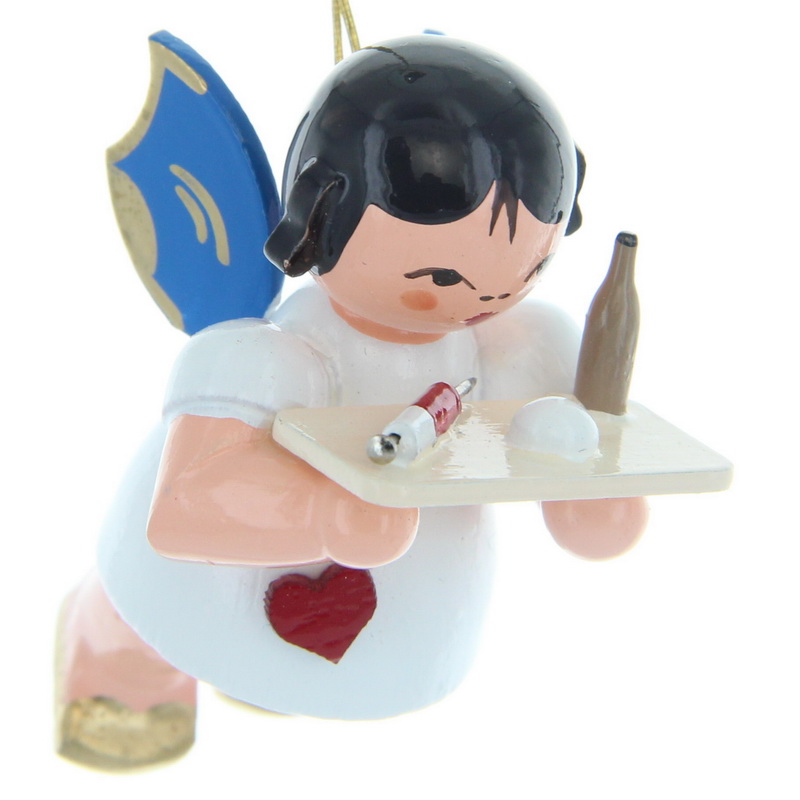 Heart angel floating with syringe and blue wings by Figurenland Uhlig GmbH