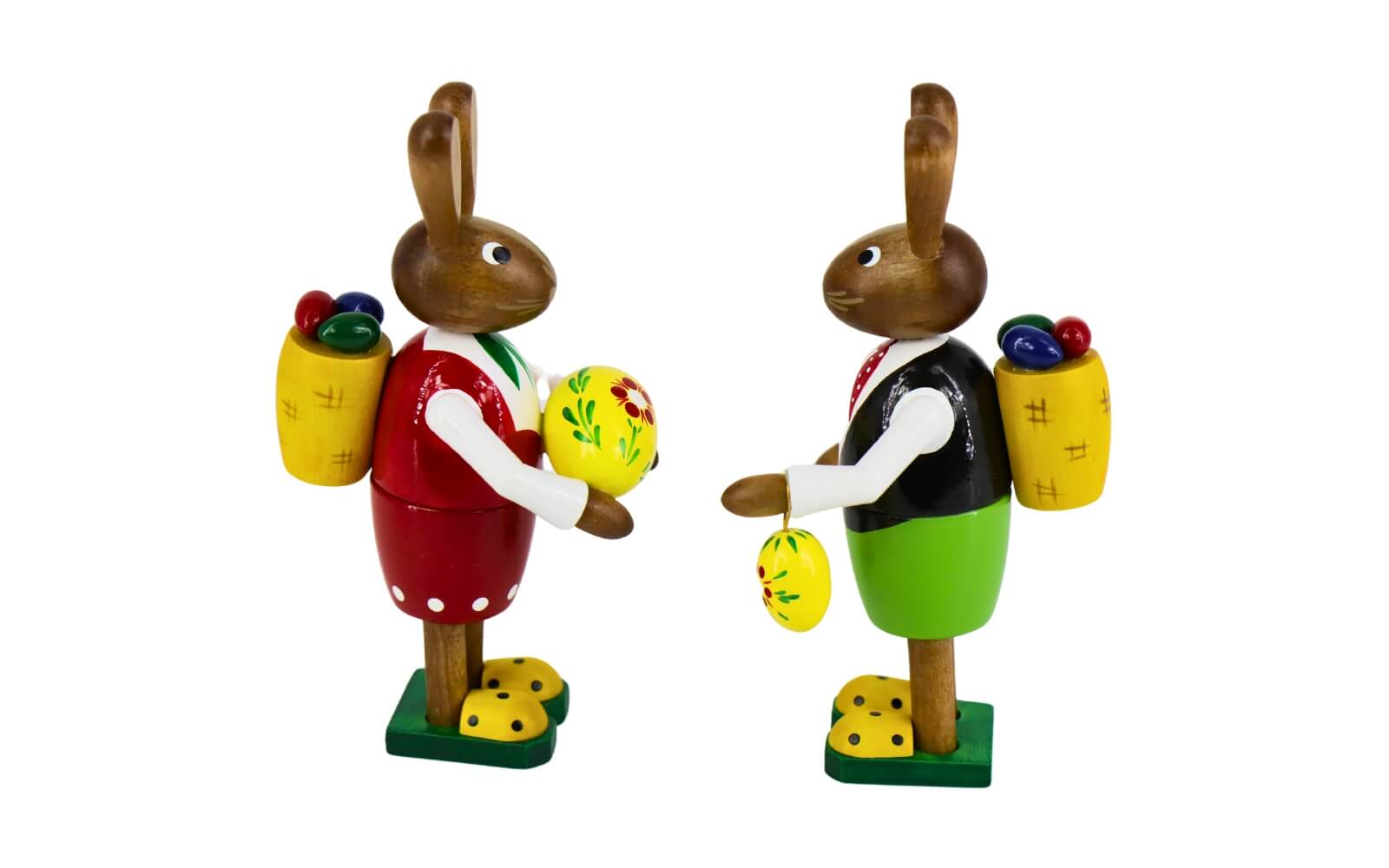 Easter bunny couple with basket and eggs by Figurenland Uhlig GmbH_3