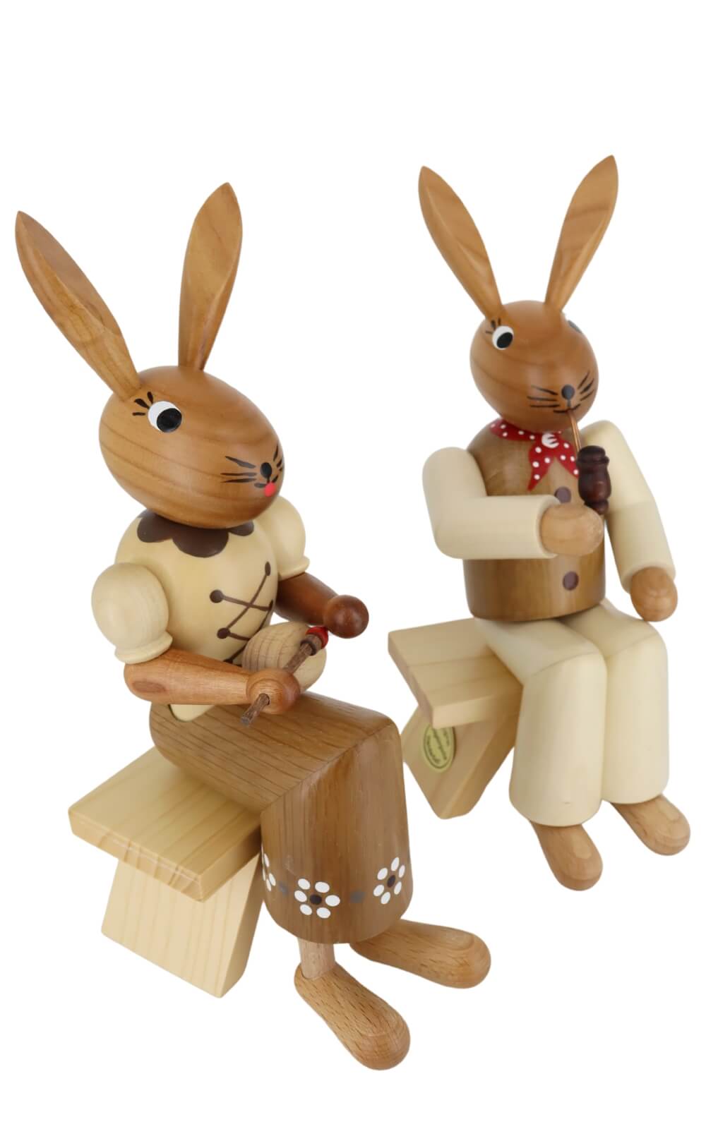 Osterhasenpaar auf Stühlen, 22 cm von SEIFFEN.COM_2