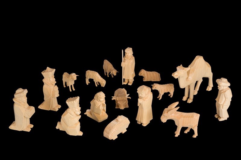 Nativity scene 16 - pieces, carved, natural by SEIFFEN.COM_1