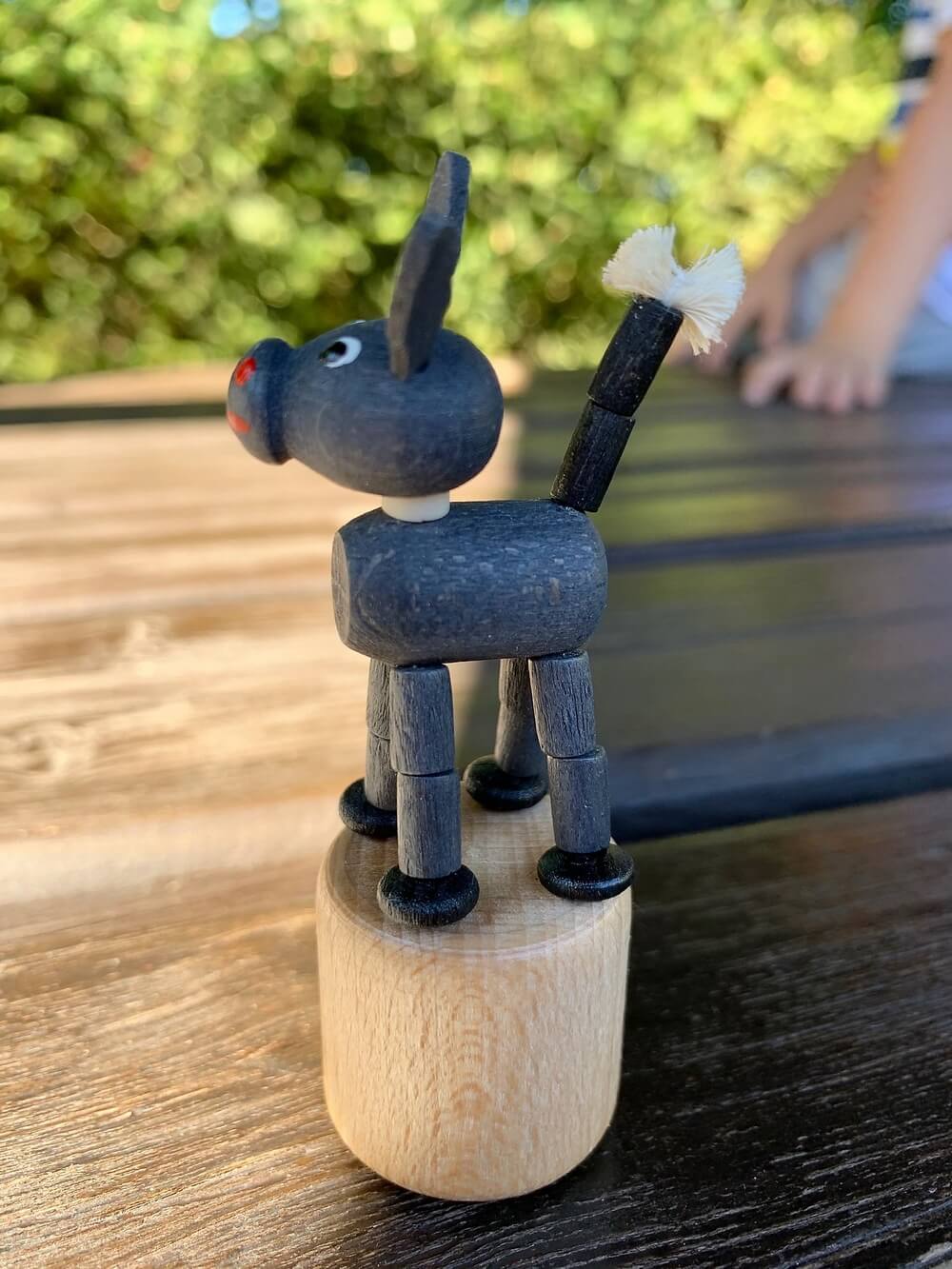 Nodding donkey, 8 cm by Jan Stephani_2