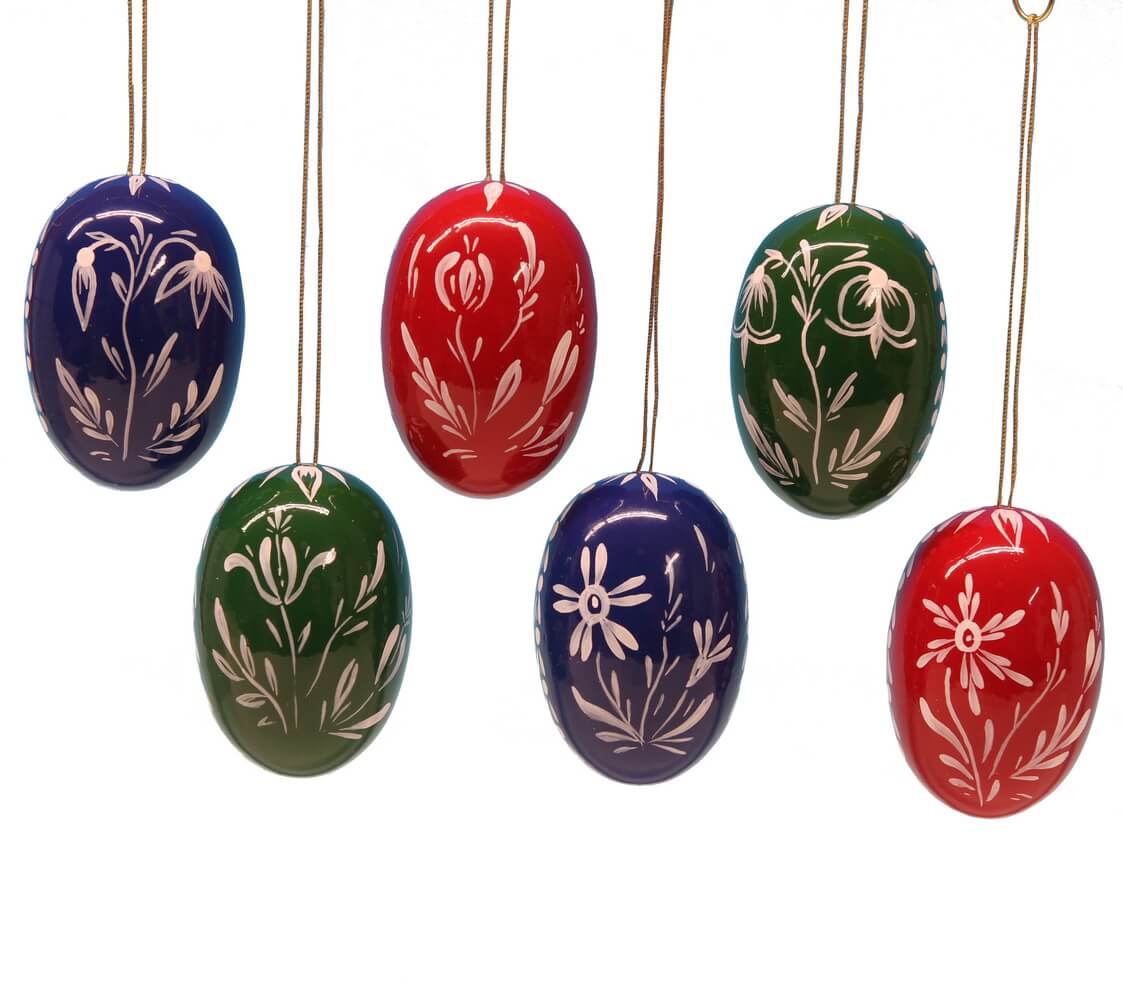 Easter eggs with white flowers 6 pieces by Figurenland Uhlig GmbH